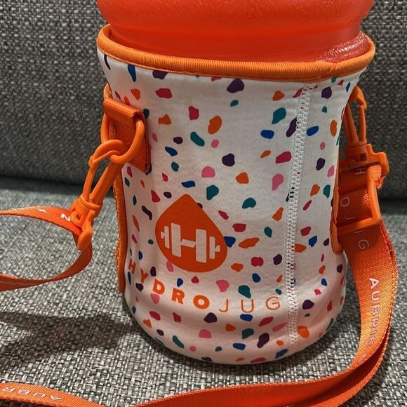 Like new Hydrojug water bottle - orange with carrying sleeve and straw - Picture 2 of 7